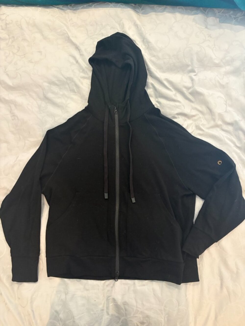 Branwyn Women's M Marino Wool Black Full-zip Hoodie - Picture 2 of 3
